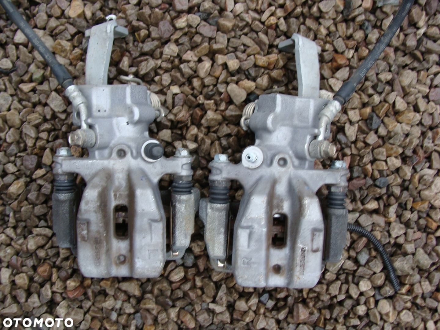 ZACISK PRAWY TYŁ MAZDA MX-5 MX5 NC - 1