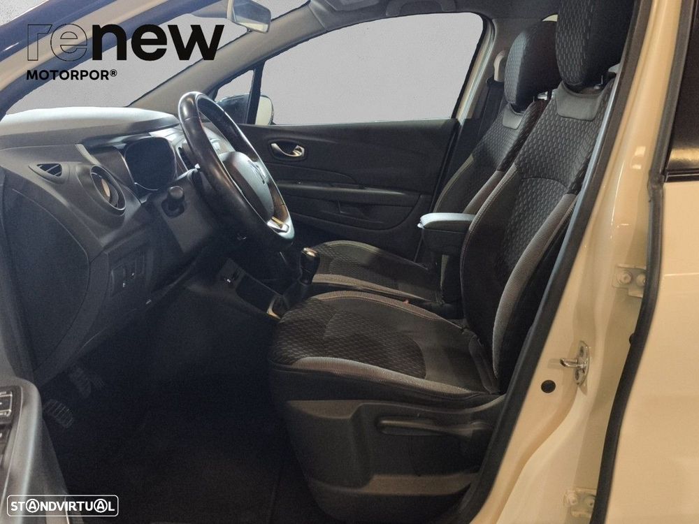 Renault Captur 0.9 TCE Exclusive XMOD - 7