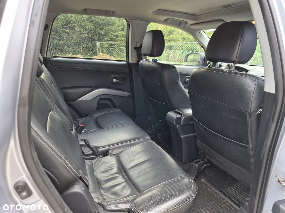 Mitsubishi Outlander 2.2 DID Instyle NAVI EU5 - 6