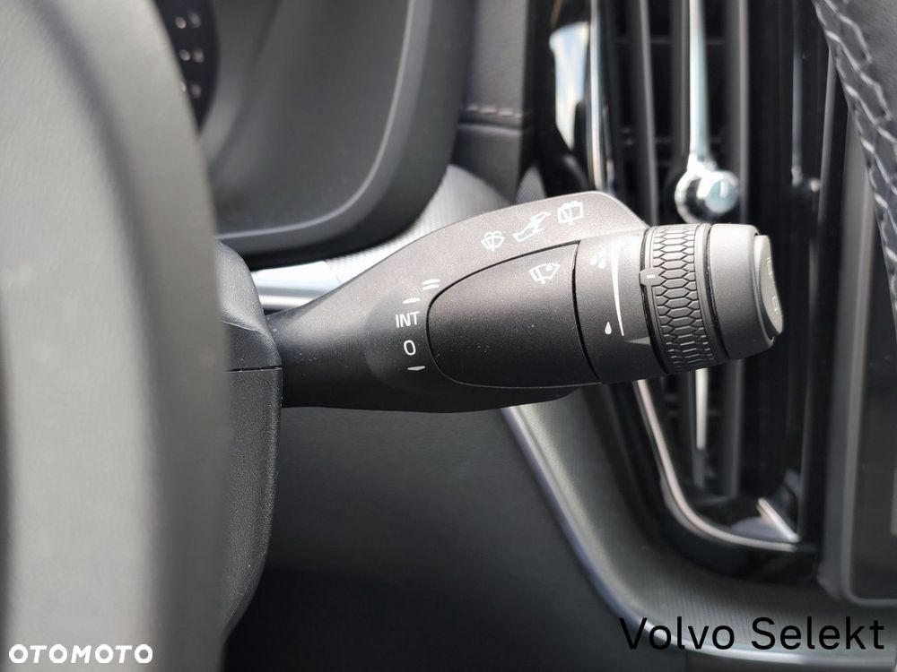 Volvo XC 60 - 40