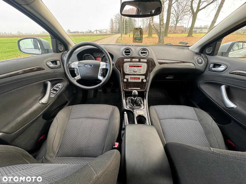 Ford Mondeo 1.8 TDCi Trend - 10