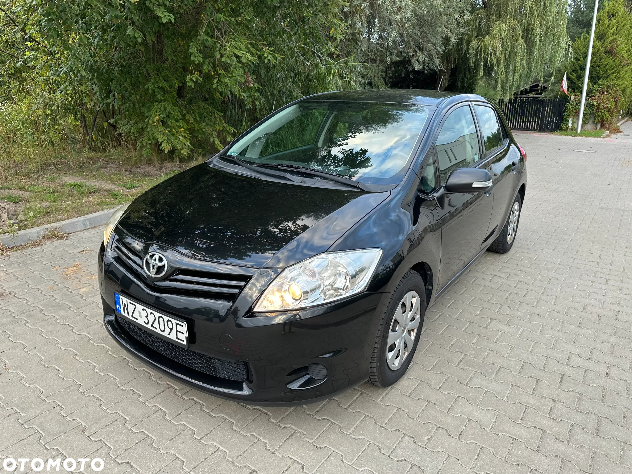Toyota Auris 1.33 VVT-i Terra - 17