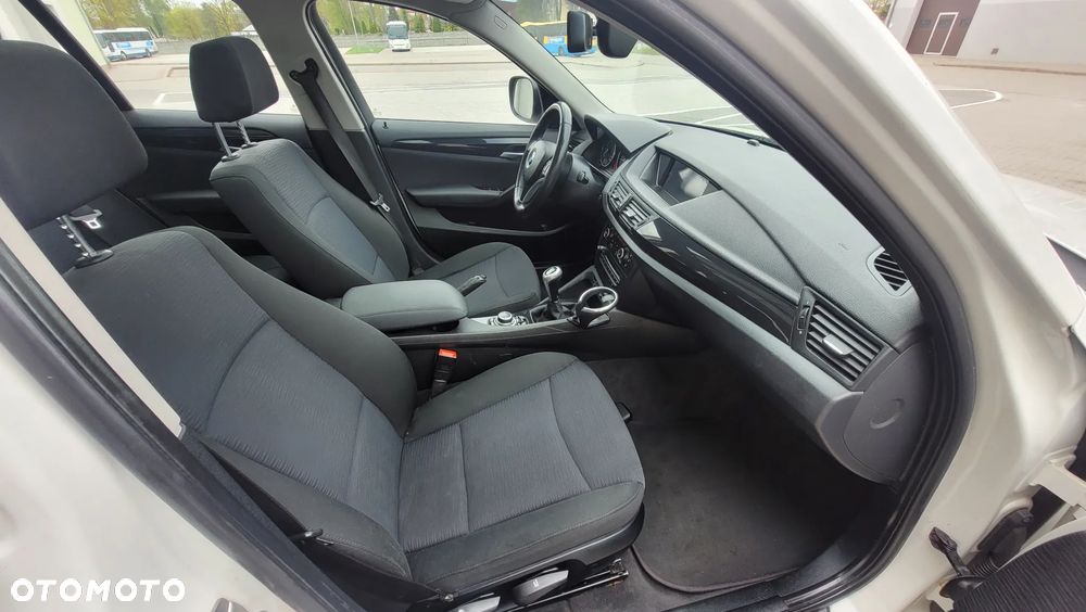 BMW X1 xDrive18d xLine - 19