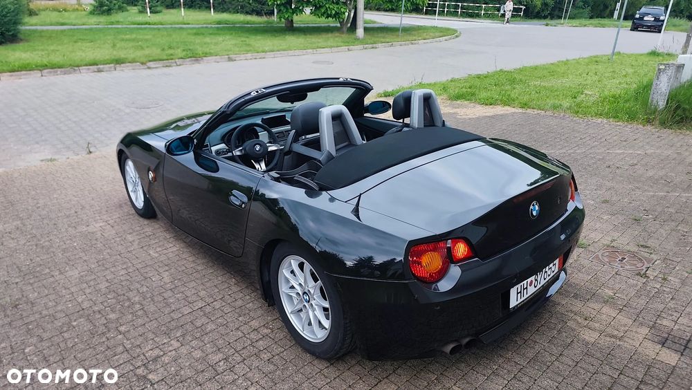 BMW Z4 3.0i - 10