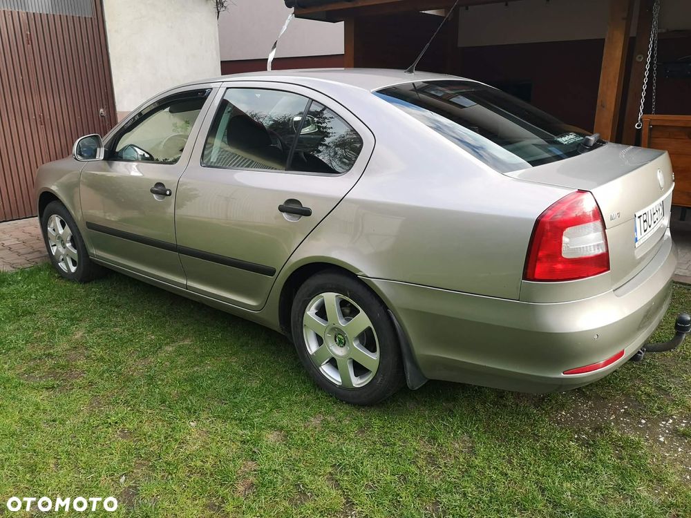 Skoda Octavia 1.6 Classic - 7