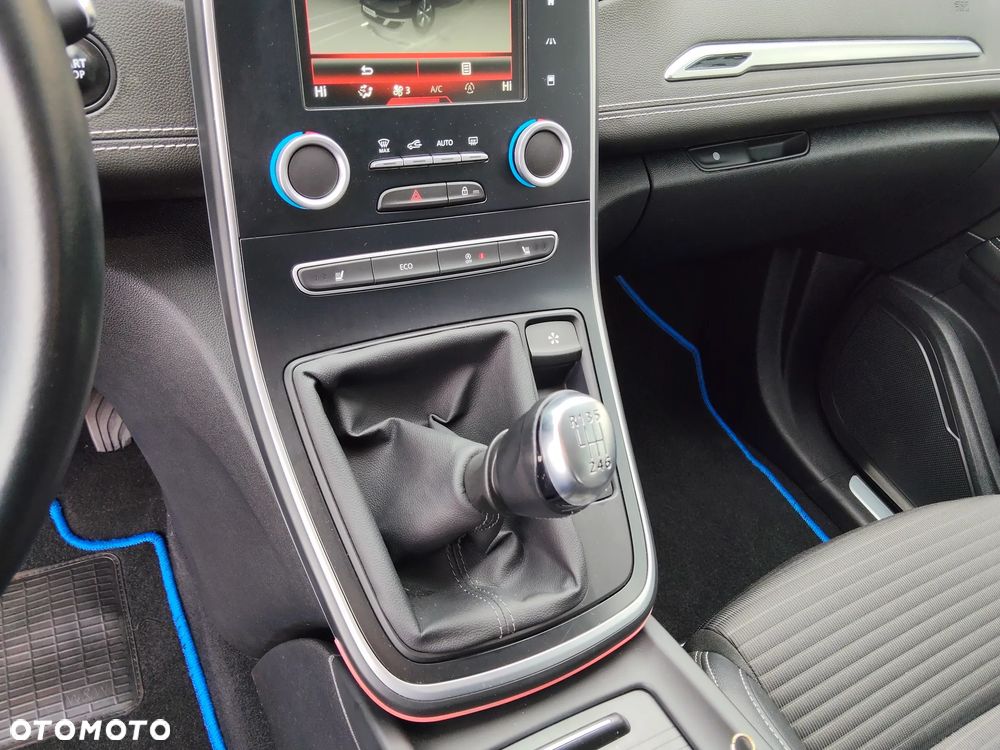 Renault Scenic ENERGY TCe 130 INTENS - 16