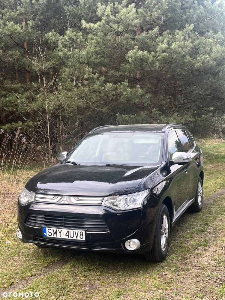 Mitsubishi Outlander 2.2 DID Instyle NAVI EU5 - 2
