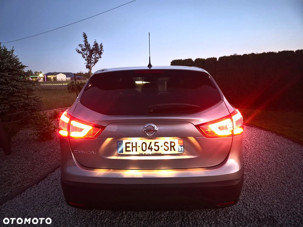 Nissan Qashqai - 12