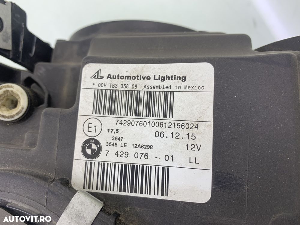 Dezmembrez Far dreapta de pe BMW X3 F25 - 2