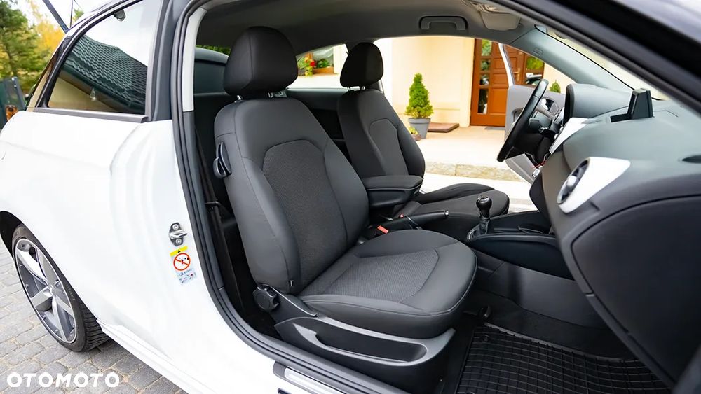 Audi A1 3-drzwiowe 1.2 TFSI S line Sportpaket - 20