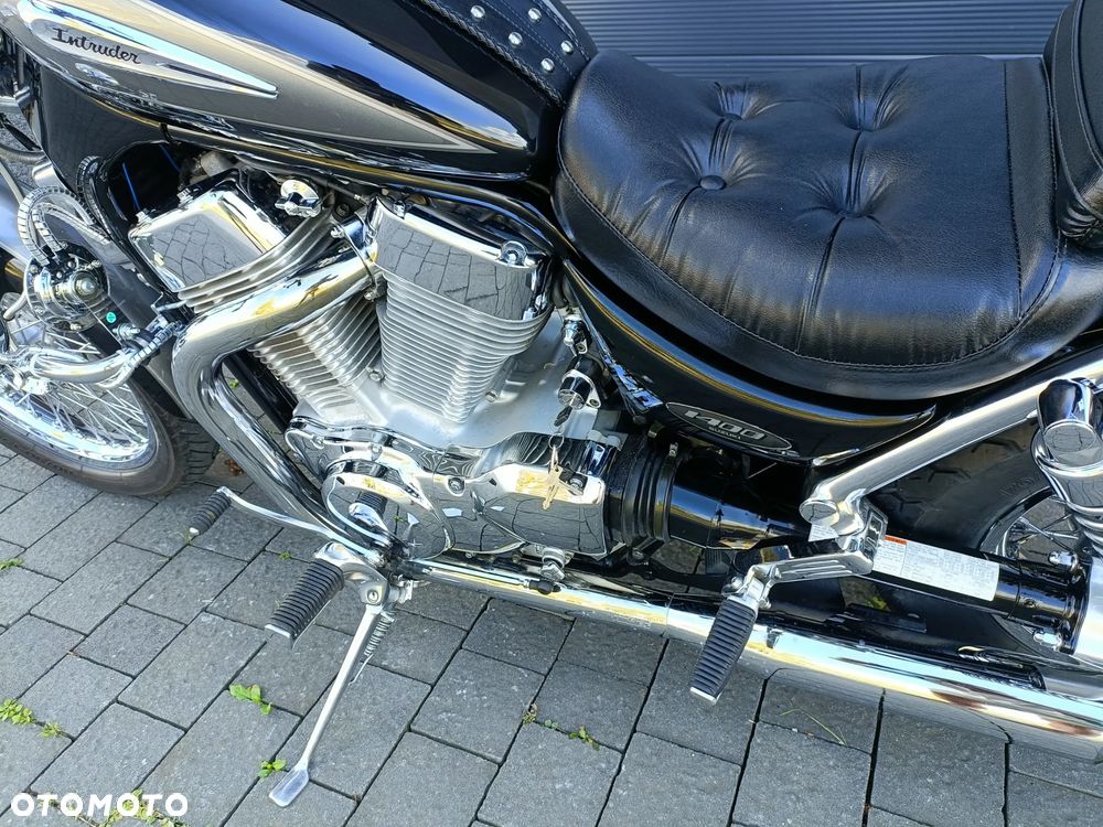 Suzuki Intruder - 20