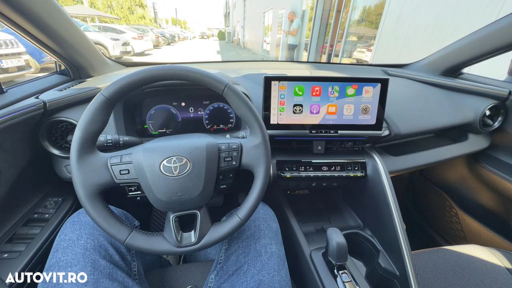 Toyota C-HR - 11