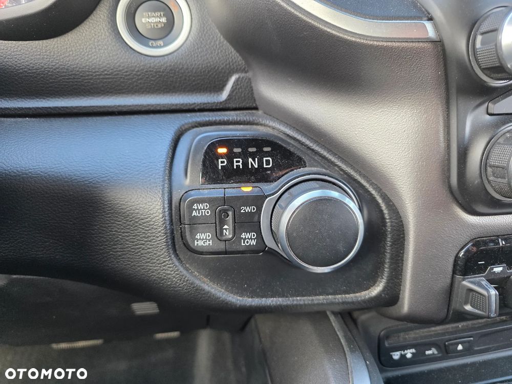 RAM 1500 5.7 Crew Cab Shortbed Bighorn Sport - 13