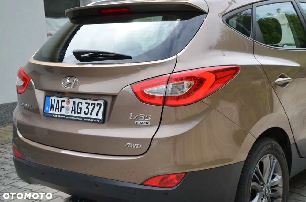 Hyundai ix35 2.0 CRDi 4WD Automatik Fifa World Cup Gold Edition - 37