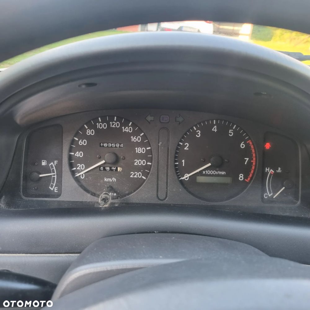 Toyota Corolla 1.4 - 8