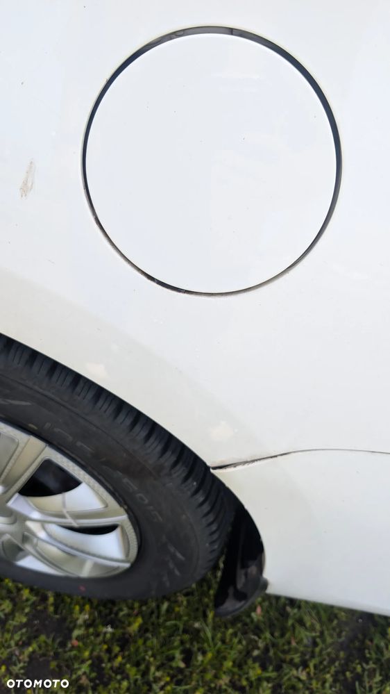 Toyota Auris 1.4 D-4D Active - 9