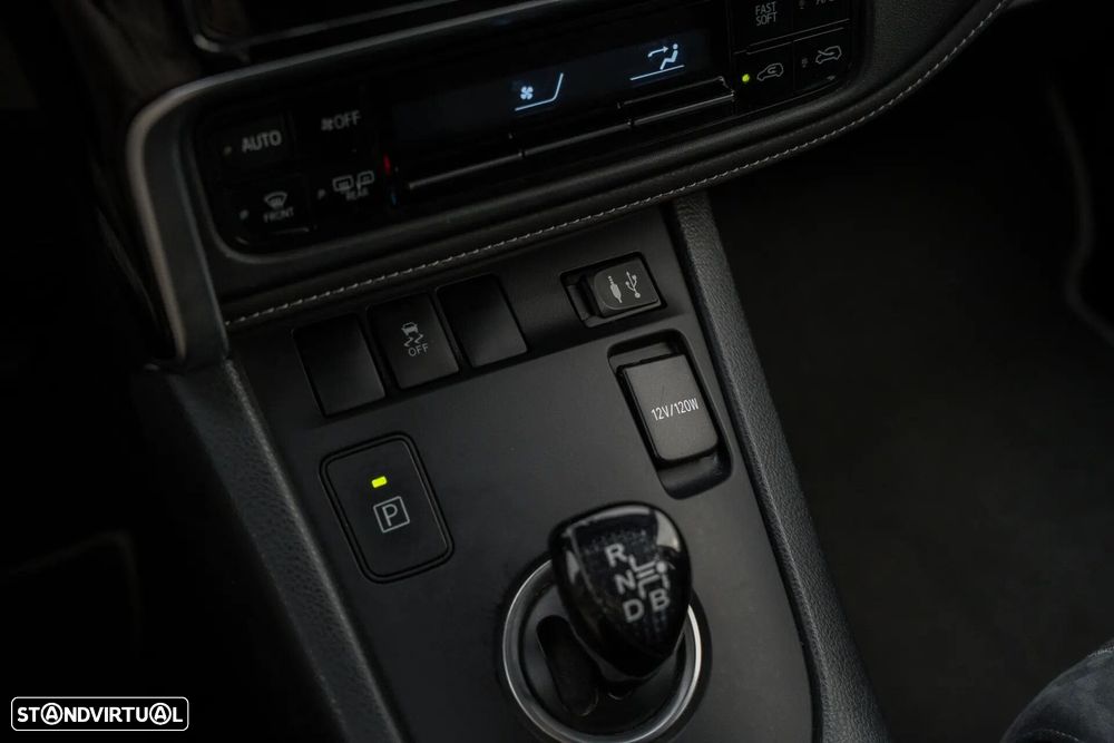 Toyota Auris 1.8 HSD Active - 12