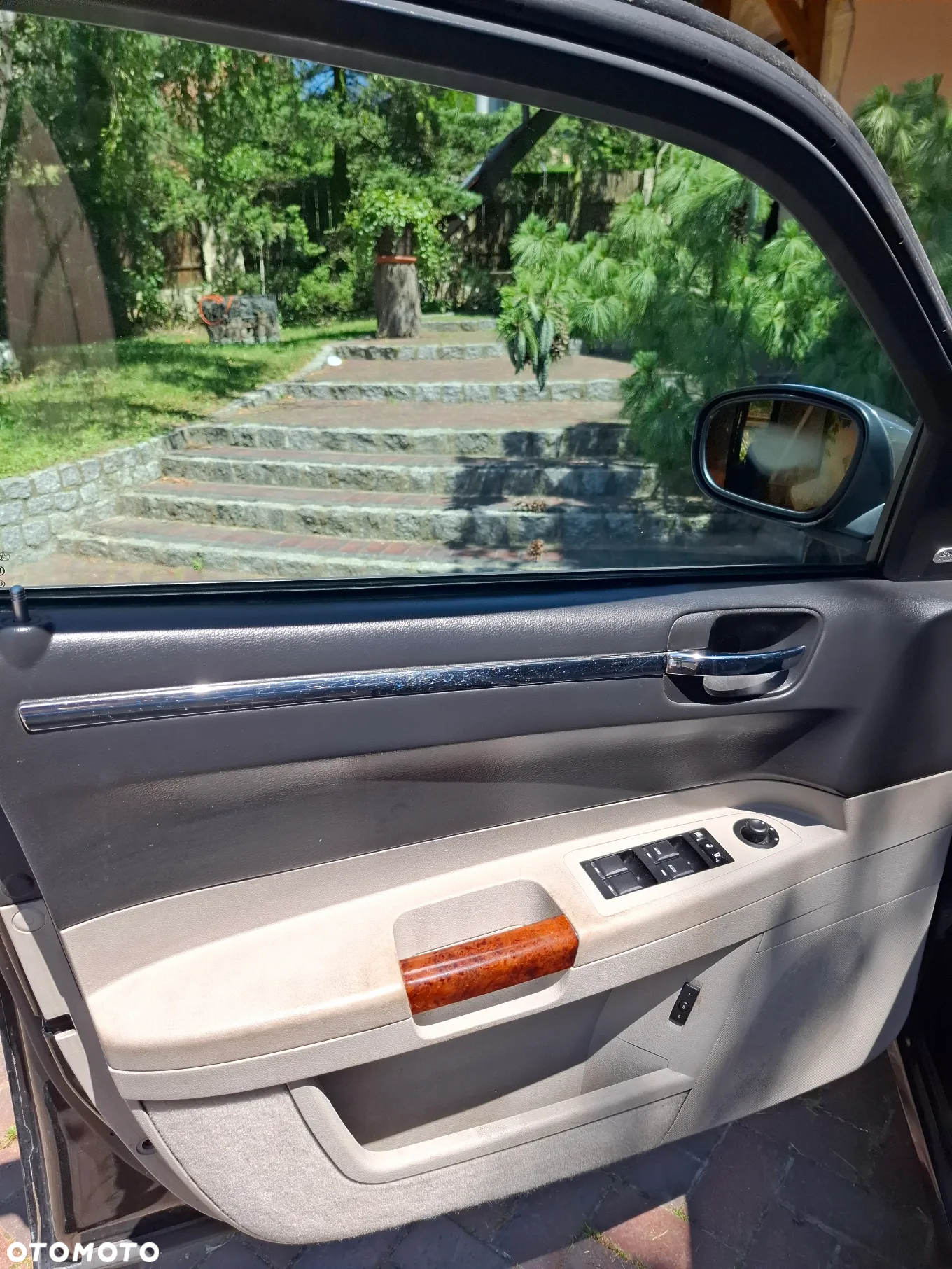 Chrysler 300C 3.0 V6 CRD - 12