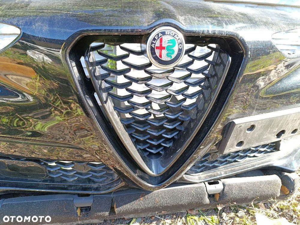 ALFA ROMEO STELVIO LIFT VELOCE ZDERZAK PRZÓD 4 PDC - 4