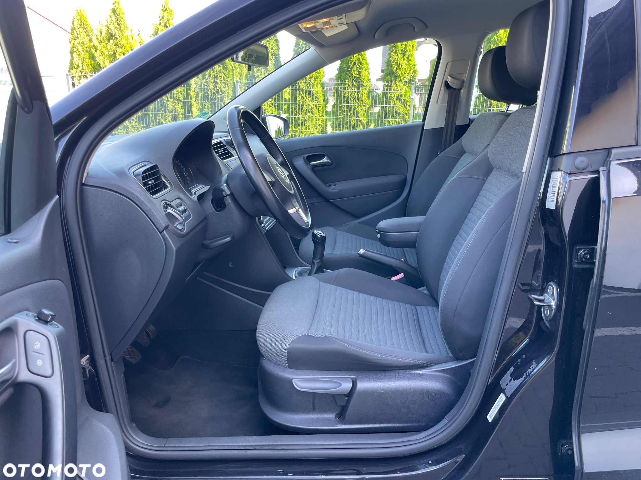 Volkswagen Polo 1.6 TDI Comfortline - 12