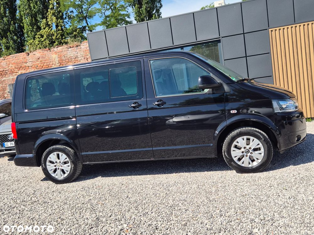 Volkswagen Caravelle - 16