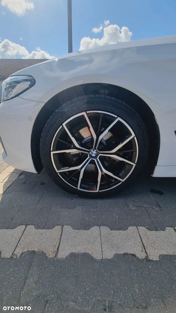 BMW Seria 5 520d xDrive - 24