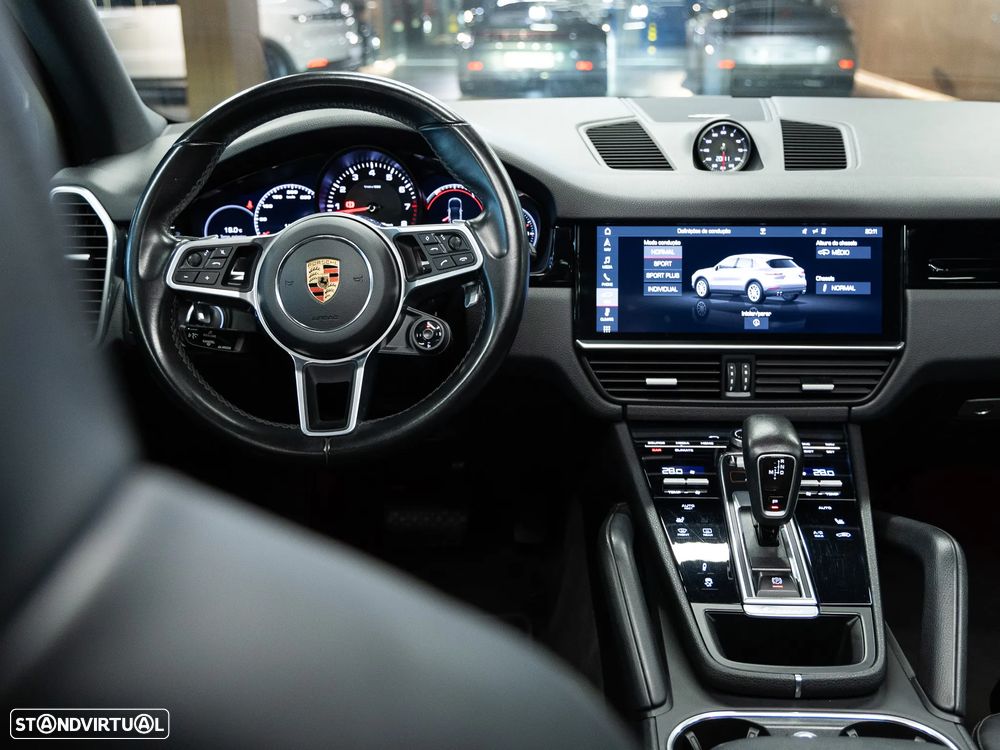 Porsche Cayenne Platinum Edition - 10