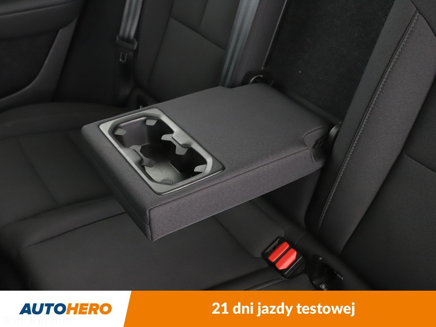 Volvo XC 40 - 37