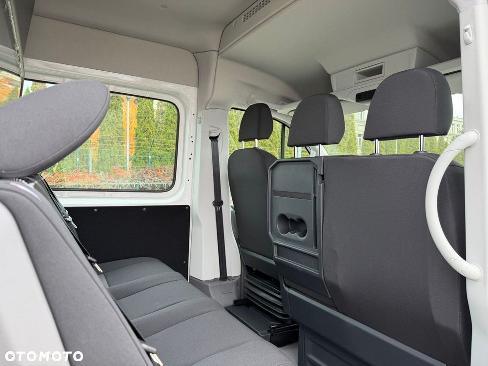 Volkswagen Crafter - 12