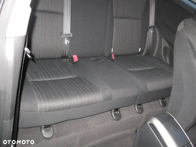 Toyota Auris 1.6 Sol MM - 27