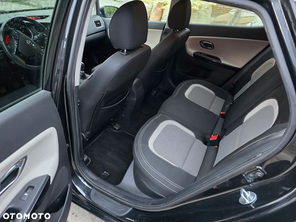 Kia Ceed 1.6 GDI L - 8