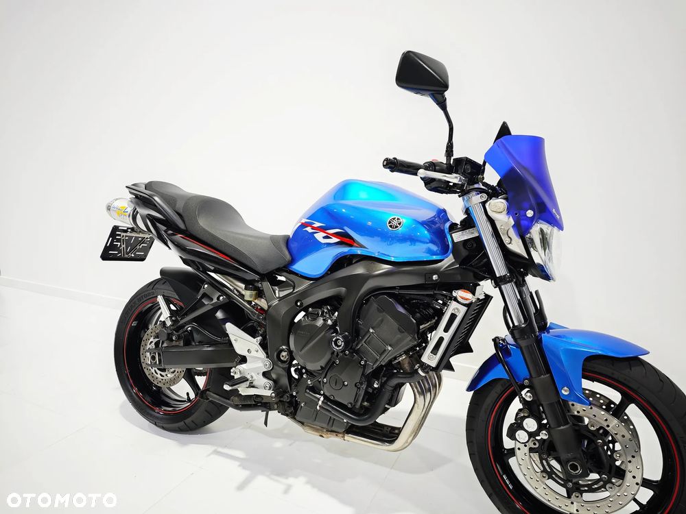Yamaha FZ - 8