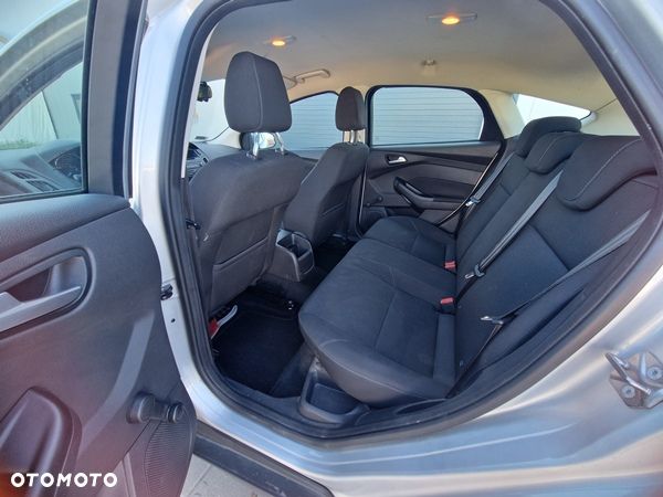 Ford Focus - 11