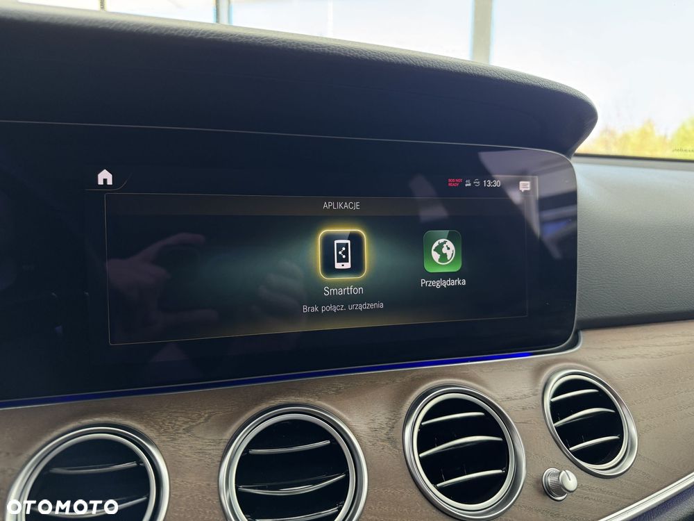 Mercedes-Benz Klasa E 220 d 4-Matic Avantgarde - 32