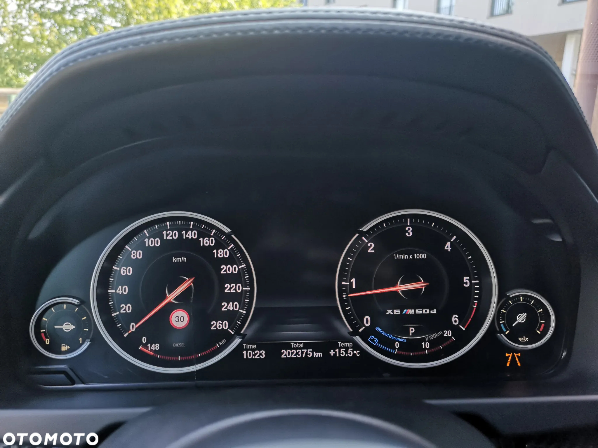 BMW X6 xDriveM50d - 13