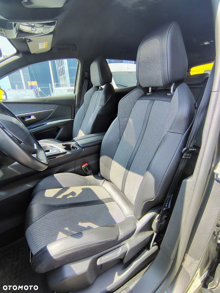 Peugeot 3008 1.2 PureTech Active Pack S&S EAT8 - 13