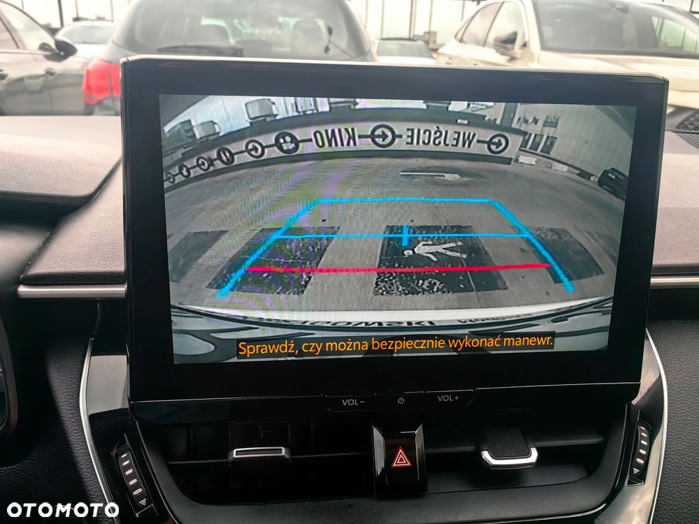 Toyota Corolla 1.8 Hybrid Comfort - 24