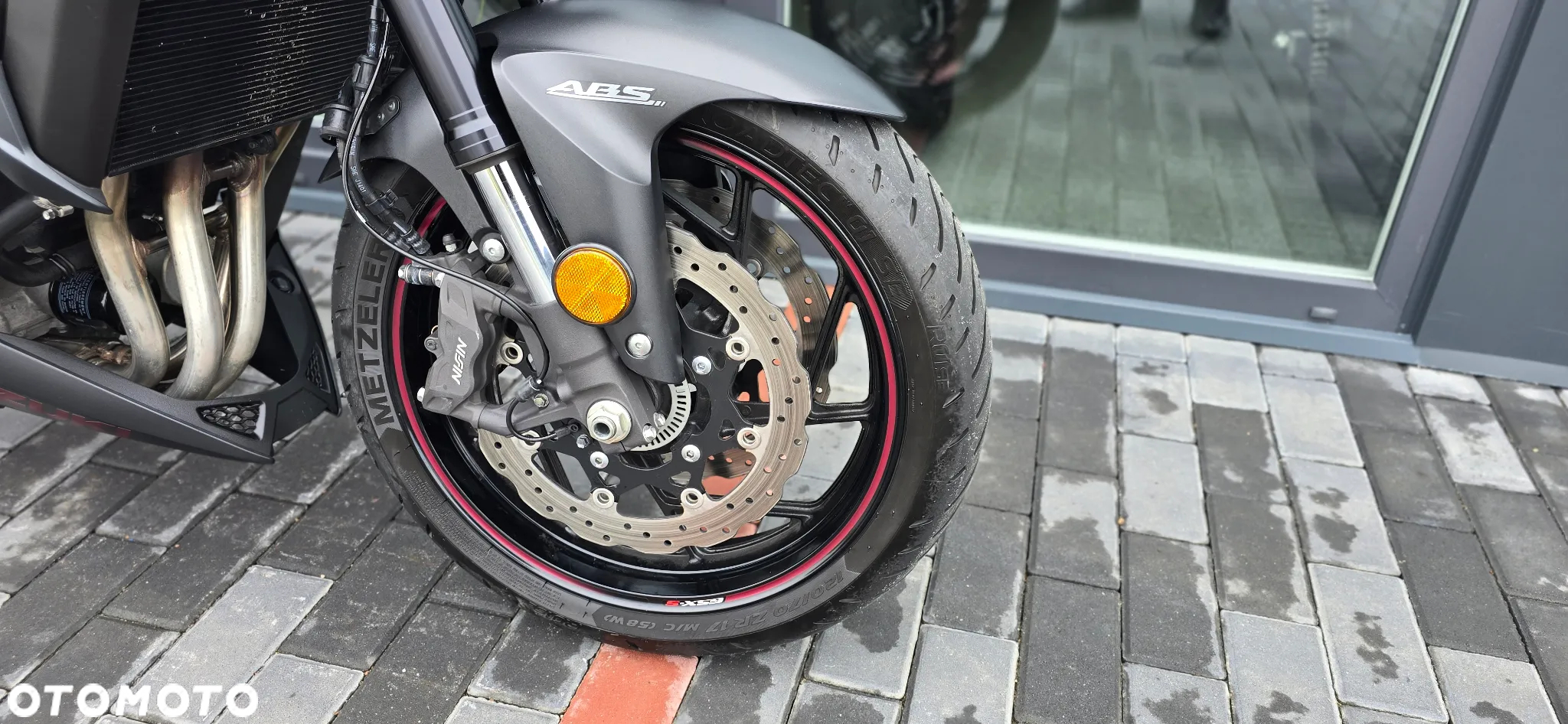 Suzuki GSX - 7