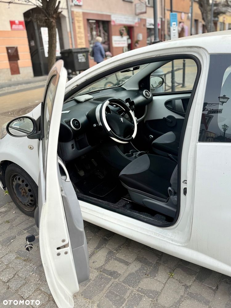 Peugeot 107 1.0 Trendy - 10