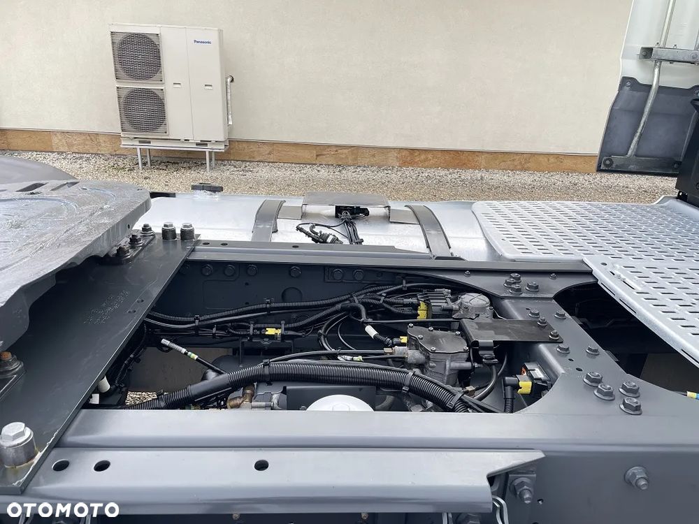 DAF XF 480 FT / STANDARD / SUPER SPACE CAB / CLIMA STACJONARNA / XENON / 2019 / SALON POLSKA / DOPOSAŻONY / STAN JAK NOWY / - 10