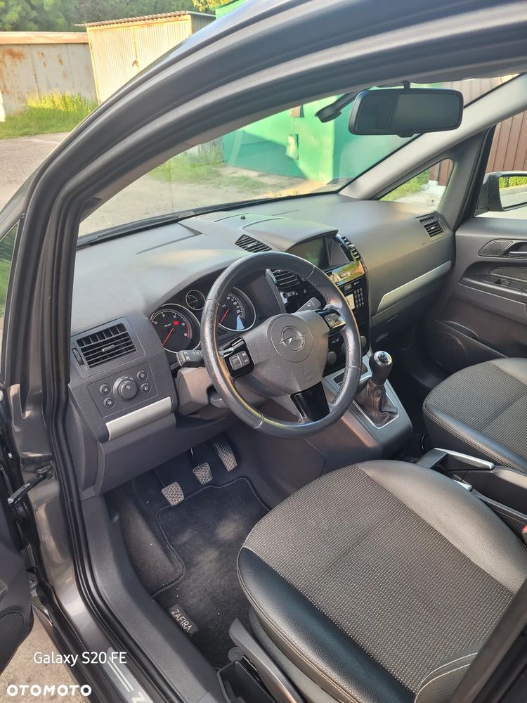 Opel Zafira 1.7 CDTI Cosmo - 9