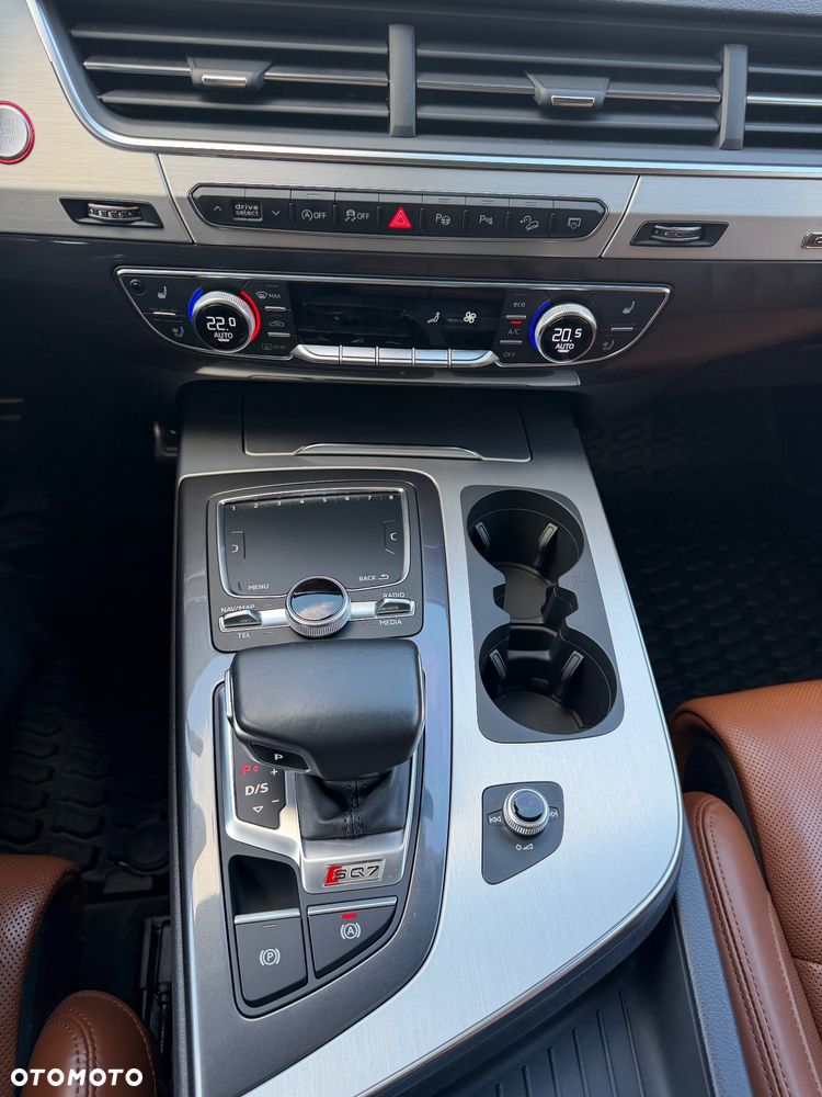 Audi SQ7 - 20