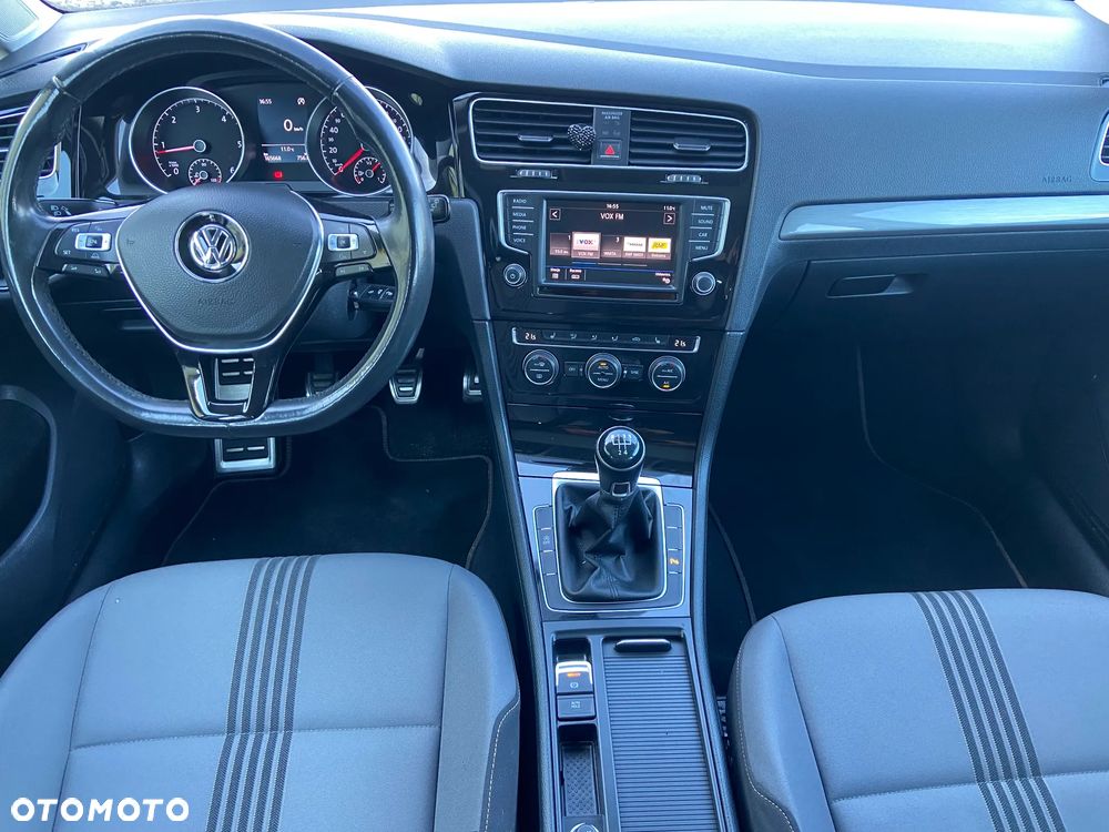 Volkswagen Golf 1.6 TDI BlueMotion Technology Allstar - 4