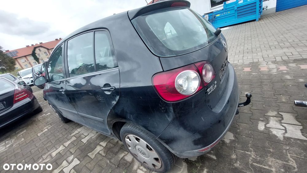 golf V plus na części V+  fotel lusterko szyba drzwi klapa maska panel klamka zamek - 2