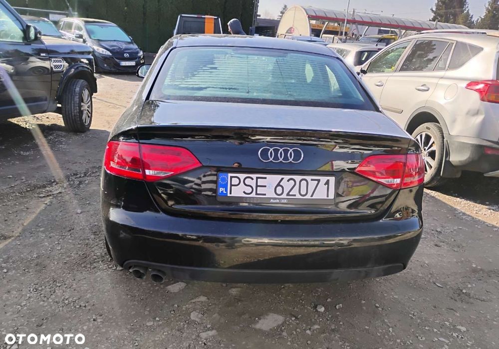 Audi A4 Limousine - 19