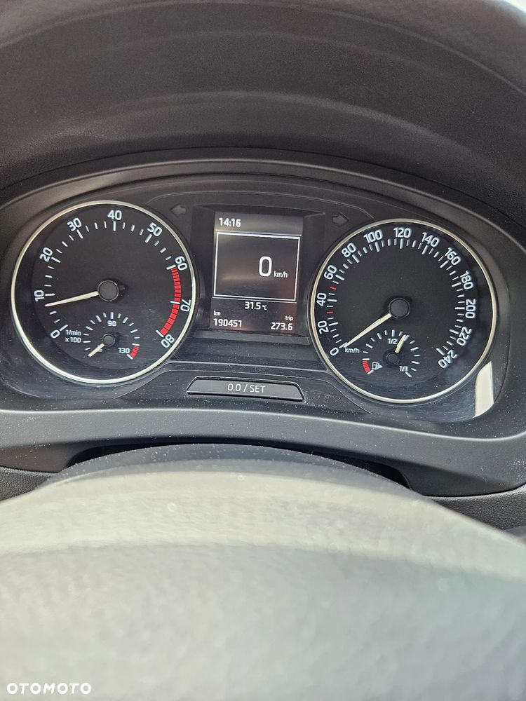 Skoda RAPID 1.2 TSI Ambition - 1