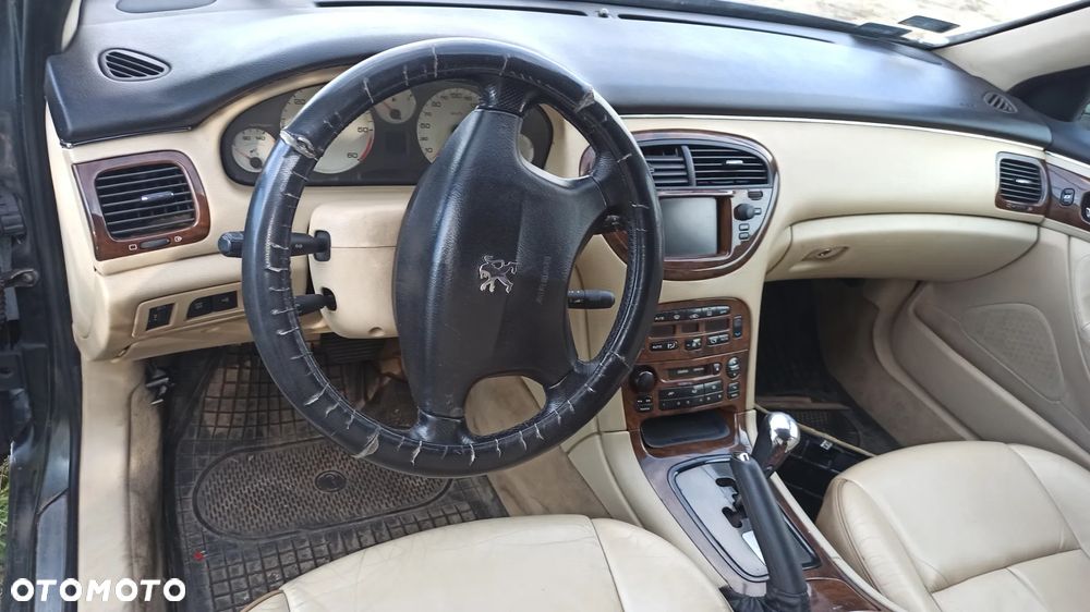 PEUGEOT 607 2.2 HDI - 6