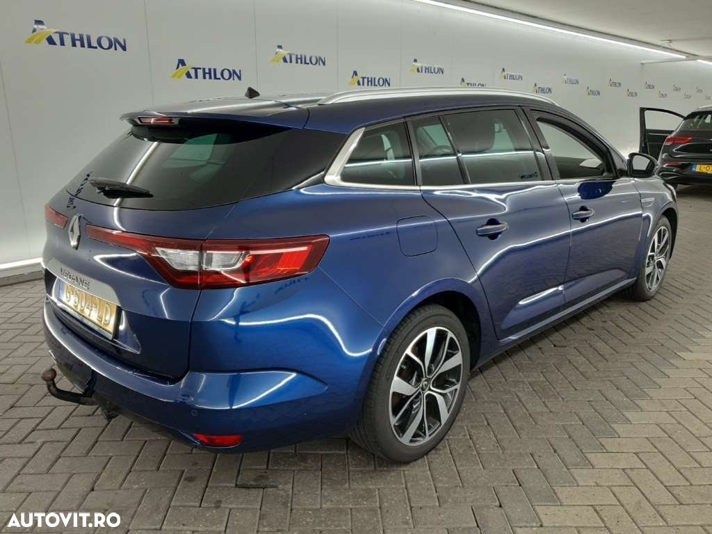 Renault Megane Grandtour ENERGY TCe 140 EDC BOSE EDITION - 3