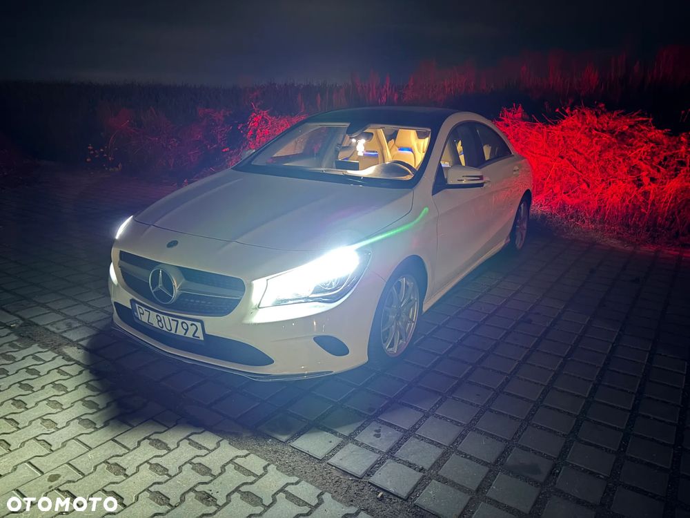 Mercedes-Benz CLA 250 4-Matic - 23