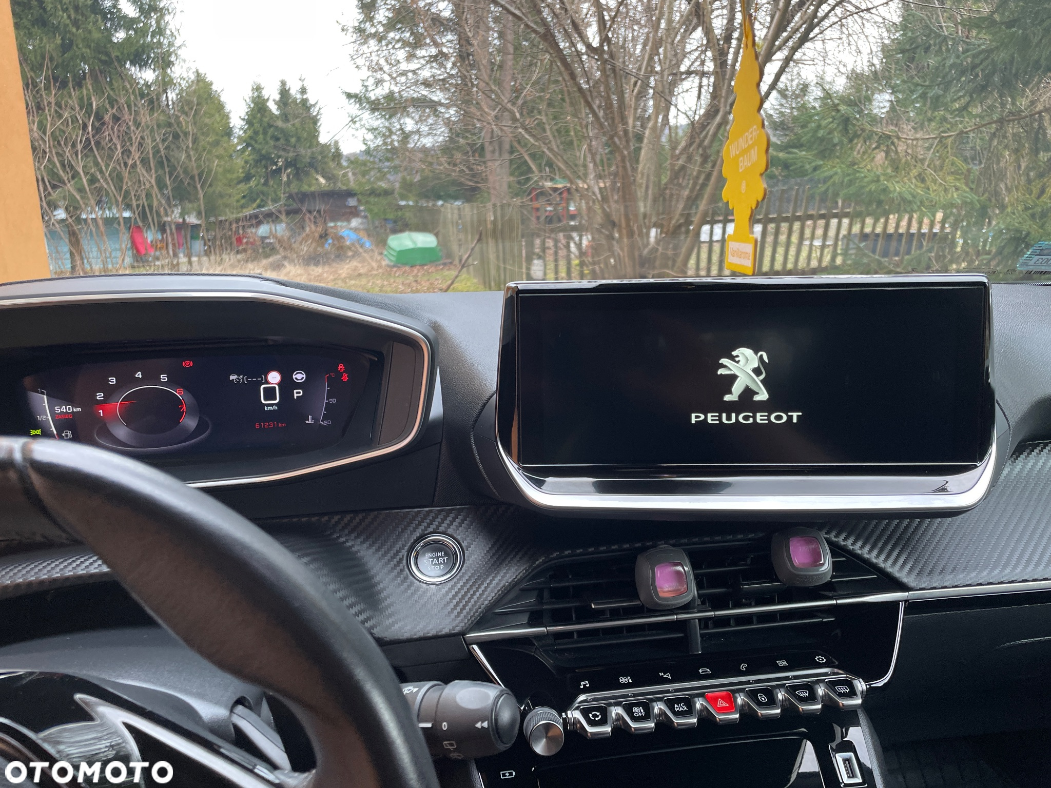 Peugeot 2008 1.2 PureTech Allure Pack S&S EAT8 - 23